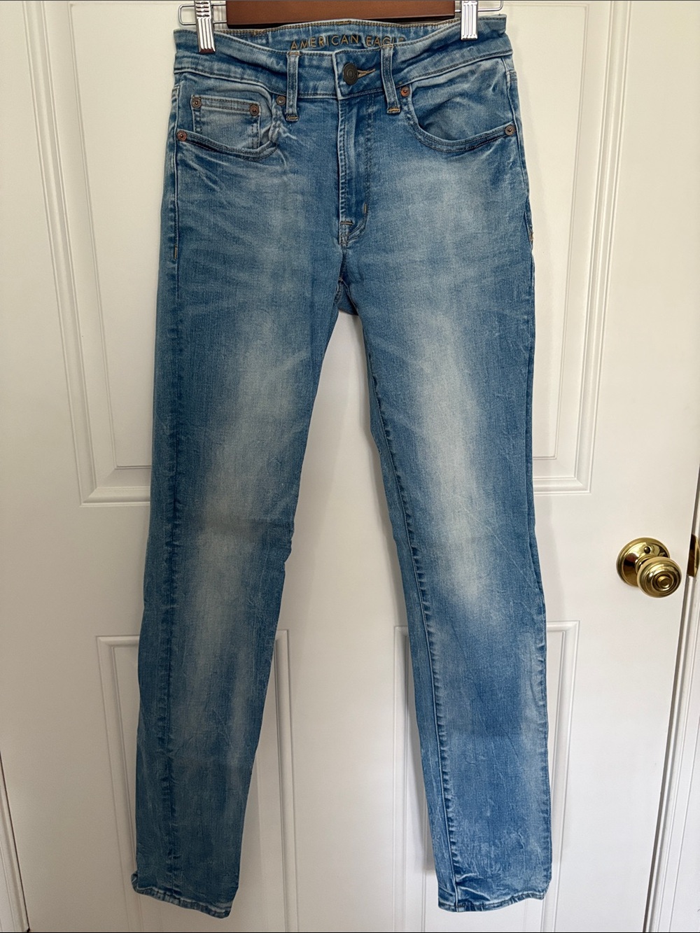 American Eagle Outfitters Light Wash Men’s Slim Jeans